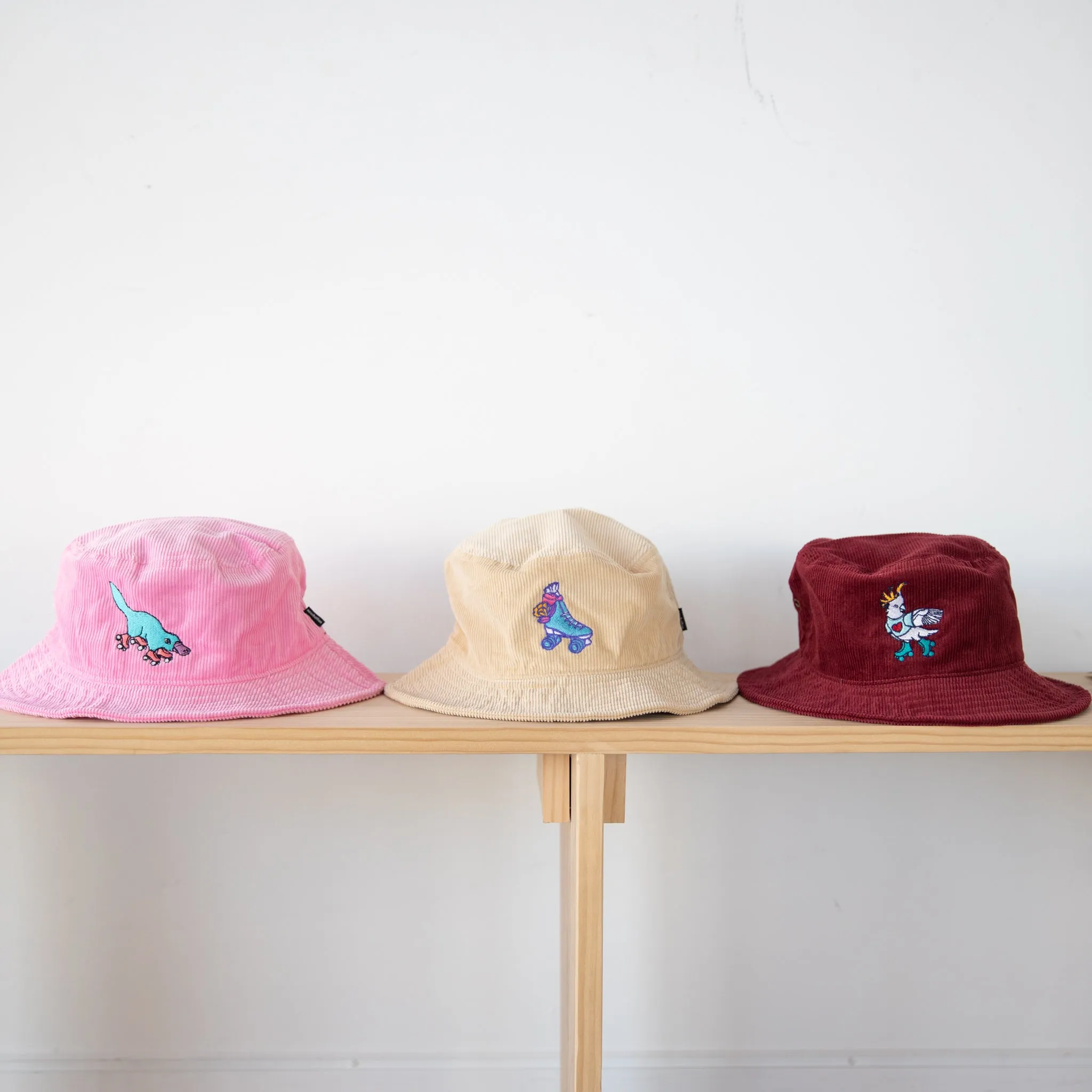 RollerFit - Bucket Hat - Burgundy Cockatoo