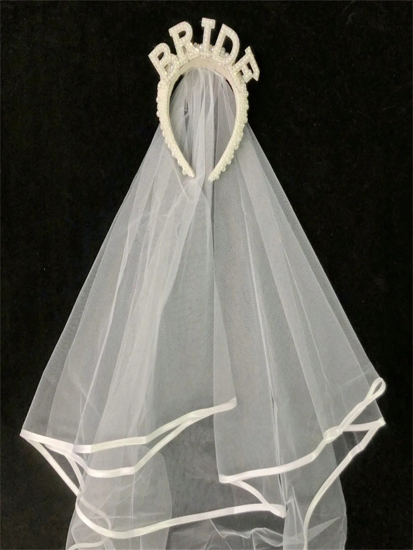Wedding Decoration 1pc BRIDE White Pearl Letter Veil Headband Crown Bride To Be Bachelorette Party Bride Shower Wedding Engagement Wife Gift